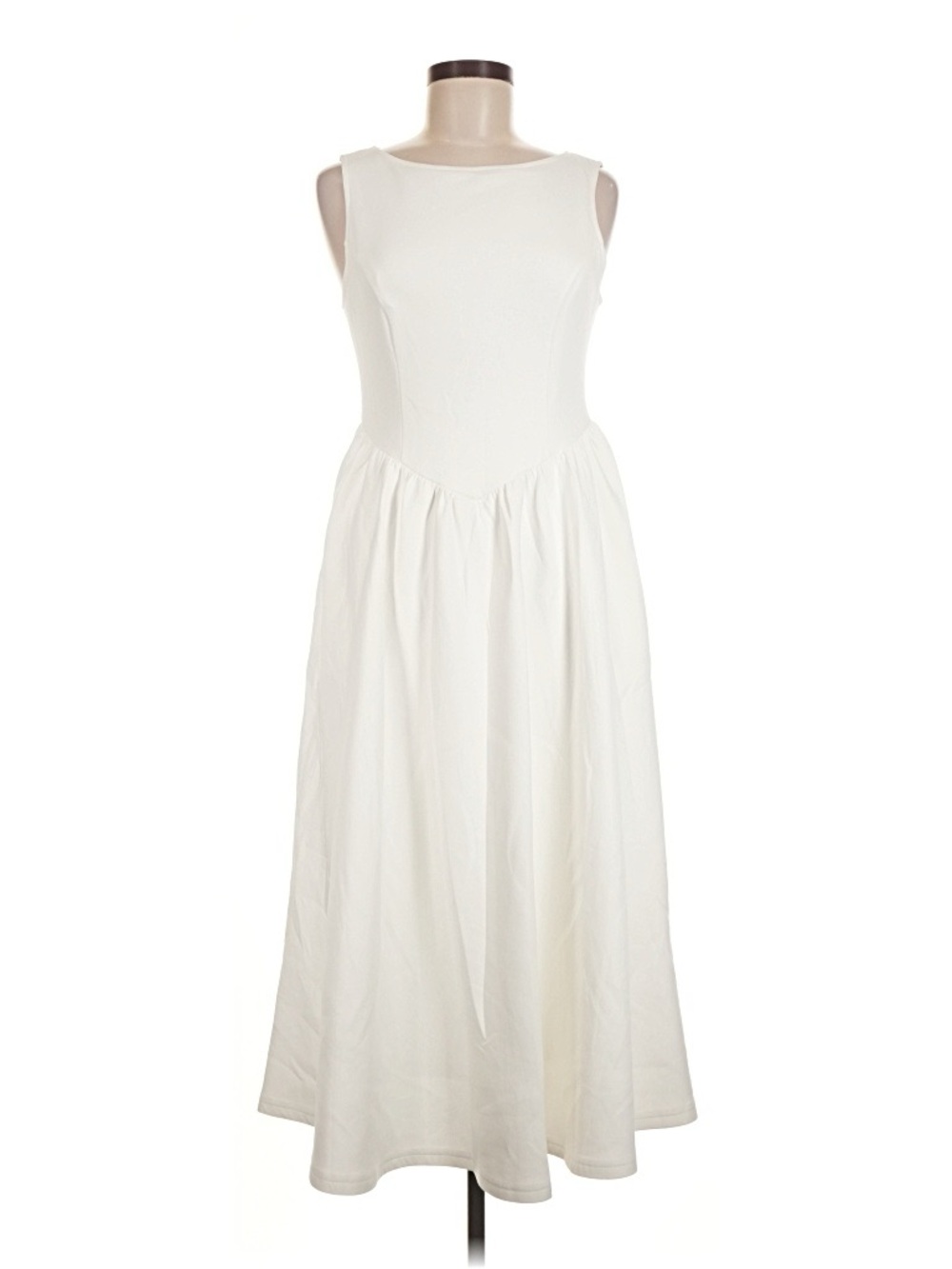 NWT Zesica Elegant White Sleeveless Midi Dress